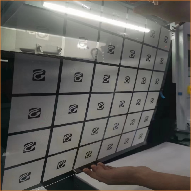 玻璃切割 激光玻璃切割厂商  深圳市圭华智能科技有限公司