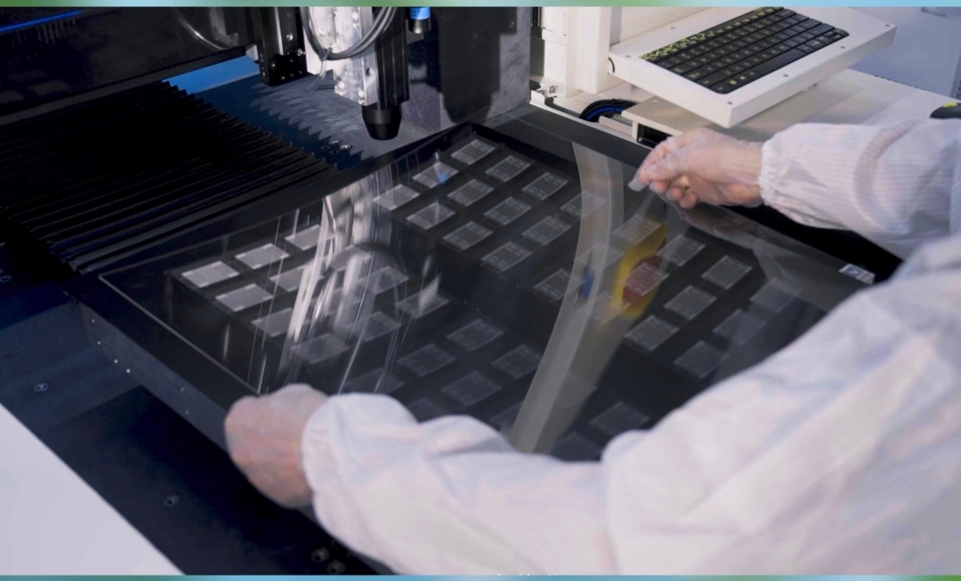 圭华智能：TGV设备交付国内显示模组龙头企业